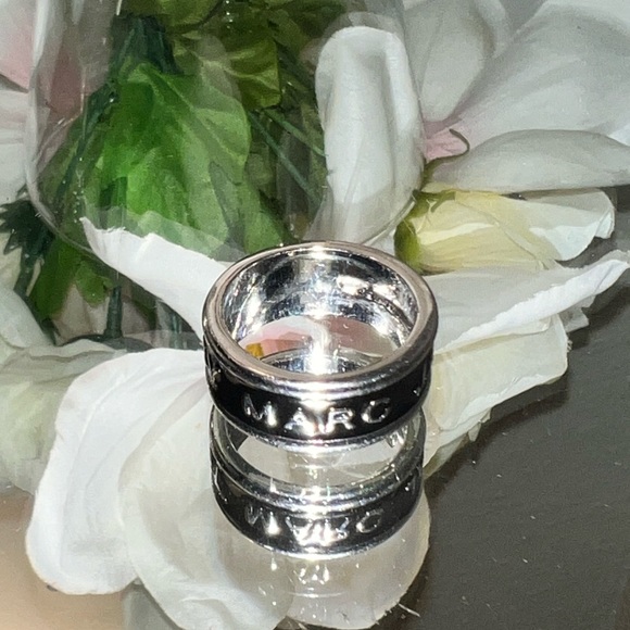 Marc Jacobs ring - Picture 3 of 7